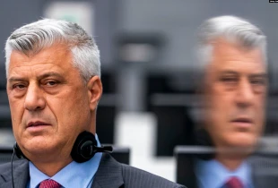 Hashim Thaçi ne Dhomat e Specializuara